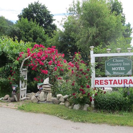 Chase Country Inn Exterior photo